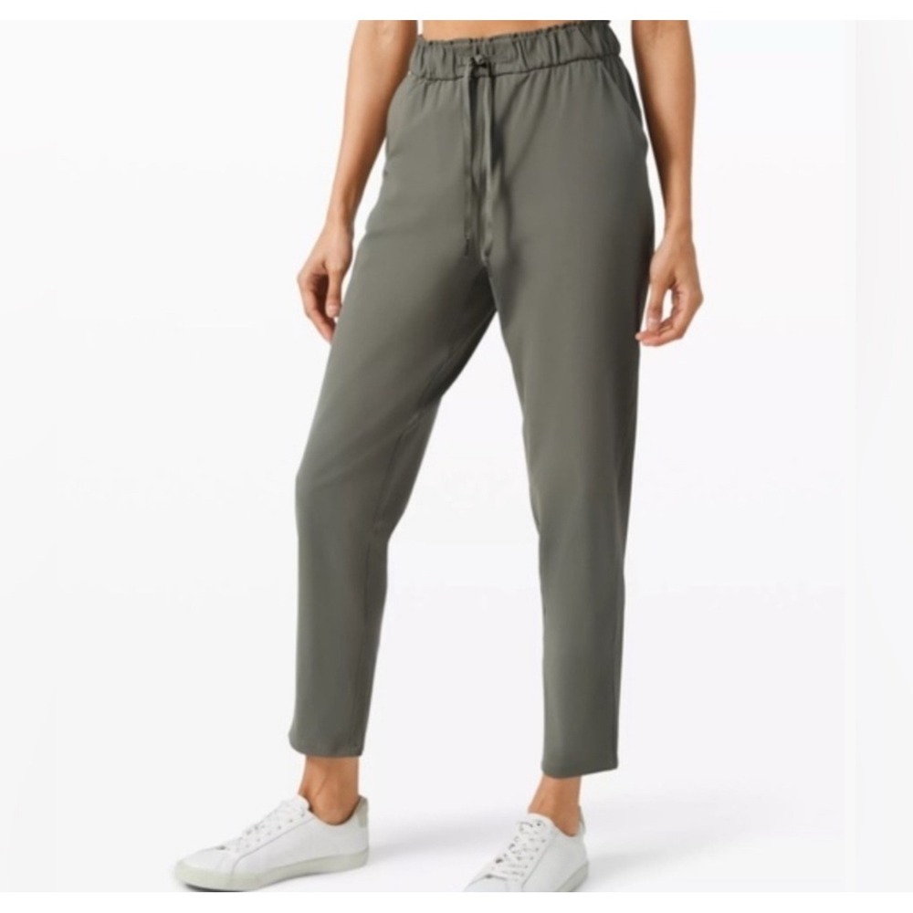 Lululemon Keep Moving 7/8 High-Rise Pant Womens 4 Sage Grey Excellent Drawstring